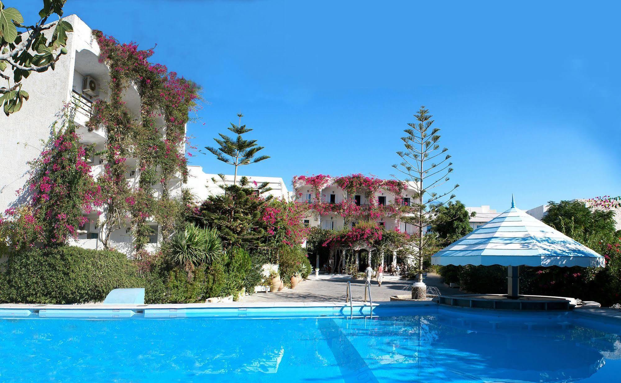Skala Hotel Exterior foto